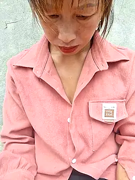Snapshot of ngocngoc_cute chatting on 06-30-26, 02:34 ngocngoc cute online show from 06-30-26, 02:34