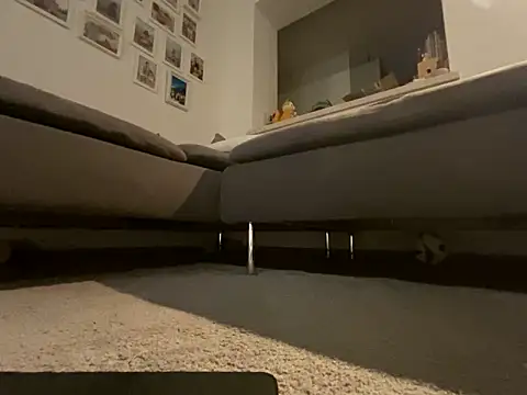 Honeymoon1985 online show from 04-02-26, 06:49