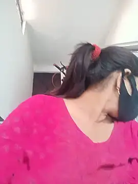 soni yhakur online show from 05-16-26, 12:29