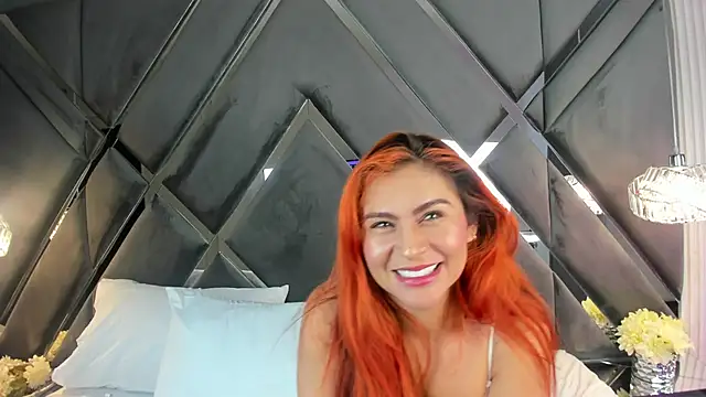 CoraimaSahin online show from 01-17-26, 05:23