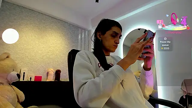 lily cash1 online show from 02-01-26, 01:31