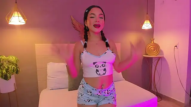 luma sky  online show from 10-16-25, 02:45