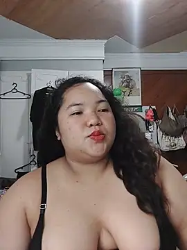 Snapshot of LianaCruzado chatting on 06-14-26, 04:53 LianaCruzado online show from 06-14-26, 04:53