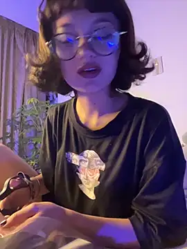 Snapshot of wildflower_sex chatting on 11-19-25, 04:34 wildflower sex online show from 11-19-25, 04:34