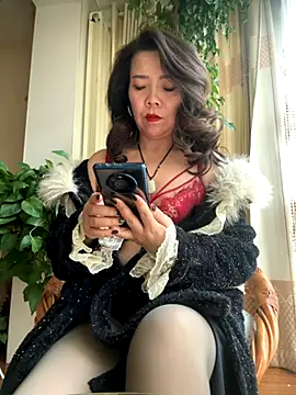 anna yngs online show from 11-14-25, 08:57