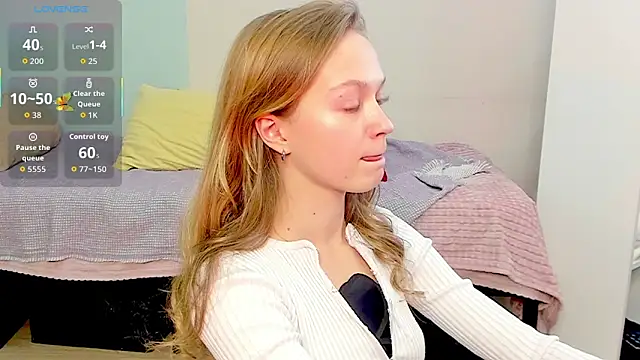 Kara smalltits online show from 02-20-26, 11:00