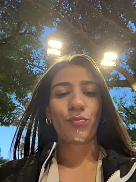 -juicy  online show from 12-20-25, 10:50