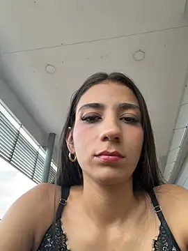-juicy  online show from 05-03-26, 09:32
