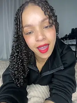 Yasmin777  online show from 11-25-25, 11:49