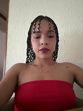 Snapshot of Yasmin777_ chatting on 06-21-26, 10:56 Yasmin777 online show from 06-21-26, 10:56
