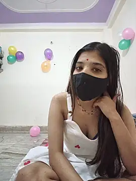 Snapshot of Princess_payal chatting on 02-11-26, 08:03 Princess payal online show from 02-11-26, 08:03