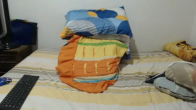 Miilu74 online show from 11-30-25, 05:06