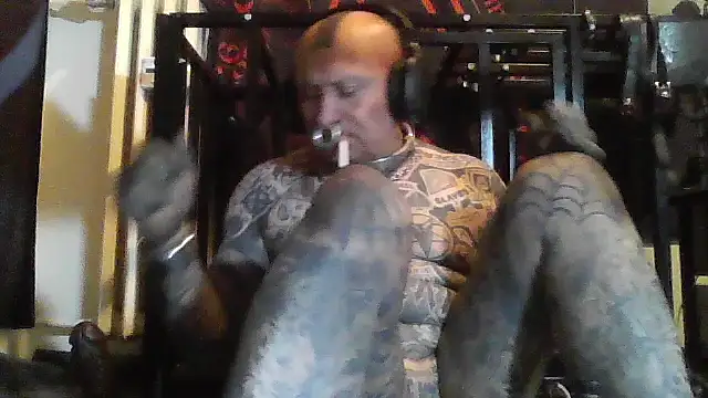 Snapshot of object857 chatting on 02-04-26, 08:36 object857 online show from 02-04-26, 08:36