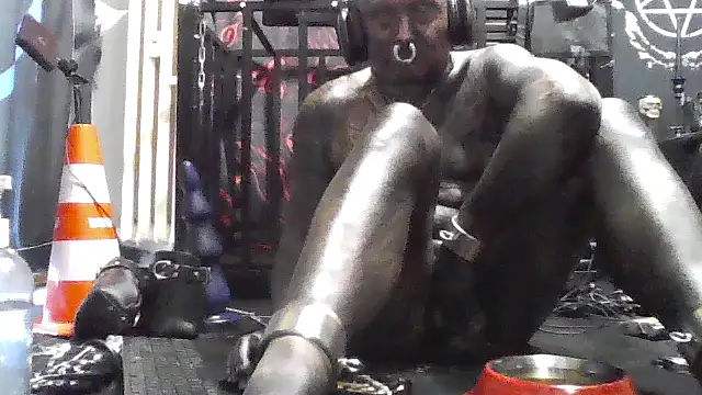 Snapshot of object857 chatting on 02-25-26, 08:57 object857 online show from 02-25-26, 08:57