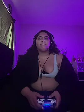 1n0nlythroat online show from 01-05-26, 07:17