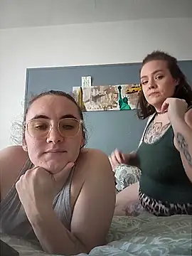 AndHerXO online show from 03-19-26, 12:20