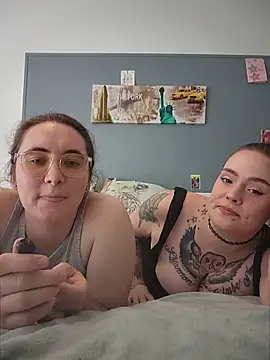 AndHerXO online show from 06-03-26, 02:19