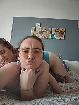 Snapshot of AndHerXO chatting on 07-15-26, 01:49 AndHerXO online show from 07-15-26, 01:49