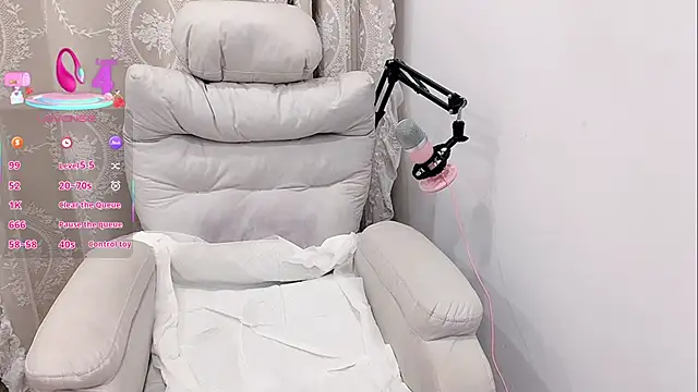 tuantuanle online show from 12-16-25, 02:00