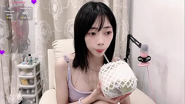 tuantuanle online show from 03-15-26, 02:01