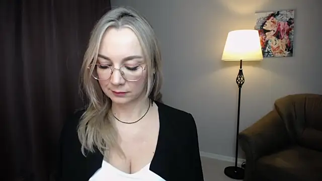 Ava Elior online show from 11-28-25, 10:07