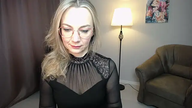 Ava Elior online show from 12-14-25, 07:03