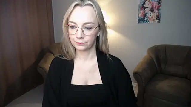 Ava Elior online show from 05-21-26, 07:48