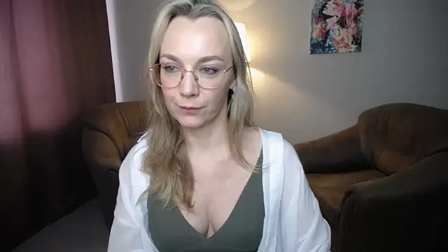 Ava Elior online show from 07-10-26, 12:19