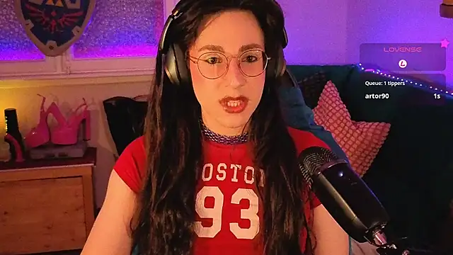 Snapshot of Zesty_Peach chatting on 06-11-26, 12:32 Zesty Peach online show from 06-11-26, 12:32