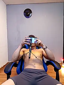 jhonny thes28 online show from 02-18-26, 03:02