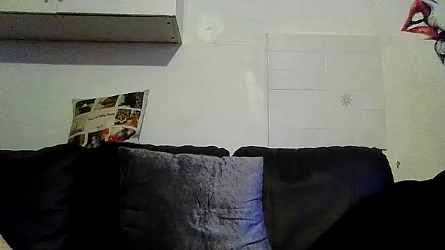 RubyyRosee online show from 10-06-25, 04:15