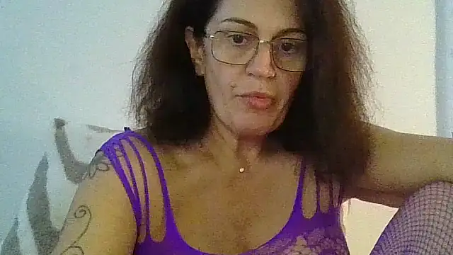 RubyyRosee online show from 10-20-25, 01:44