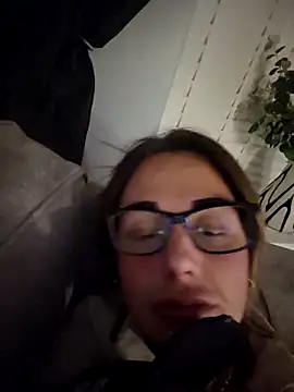 Sophrob96x online show from 04-12-26, 01:32