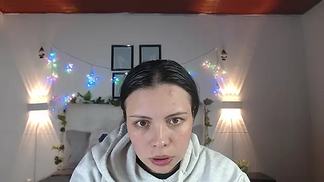 Megan 05  online show from 04-09-26, 07:08