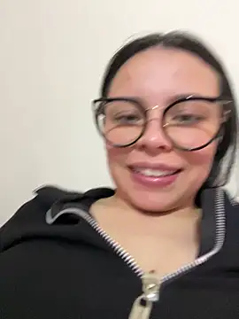Snapshot of Megan_05_ chatting on 04-26-26, 01:53 Megan 05 online show from 04-26-26, 01:53