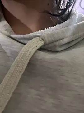 Snapshot of Megan_05_ chatting on 05-25-26, 07:31 Megan 05 online show from 05-25-26, 07:31