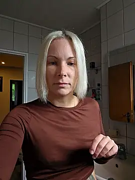 Sunny-Sin online show from 09-17-25, 01:35