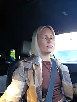 Sunny-Sin online show from 10-01-25, 08:42