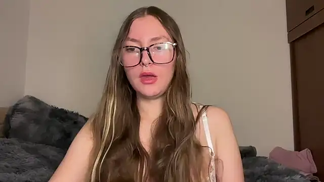 velvet  moon online show from 05-08-26, 04:51