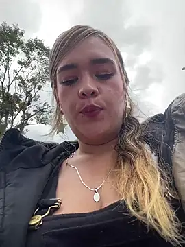 Snapshot of miss_berlyn chatting on 05-21-26, 06:59 miss berlyn online show from 05-21-26, 06:59