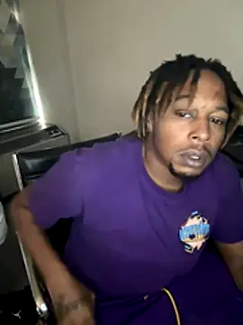 BigMfLuther online show from 12-16-25, 06:13