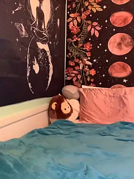 angelbliss10100 online show from 12-17-25, 02:34