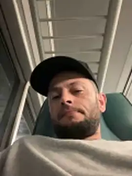 Carlosmauricio123 online show from 03-01-26, 02:13