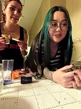 Snapshot of xjuanaxmaldadxxx chatting on 09-19-25, 12:23 xjuanaxmaldadxxx online show from 09-19-25, 12:23