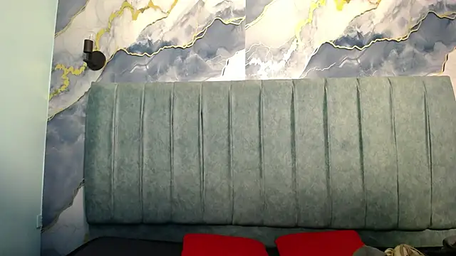Megara 25 online show from 07-14-26, 04:23