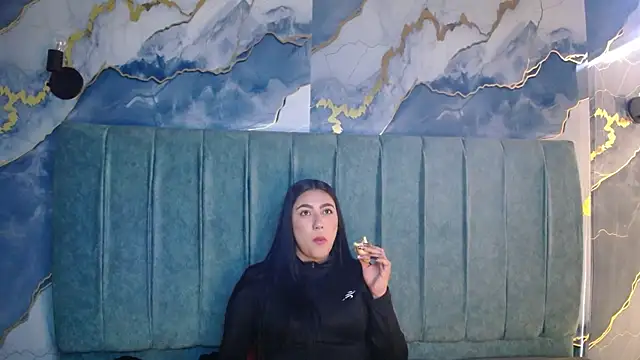 Megara 25 online show from 07-15-26, 02:33