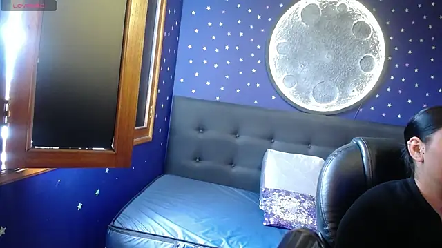 Megara 25 online show from 07-18-26, 01:59