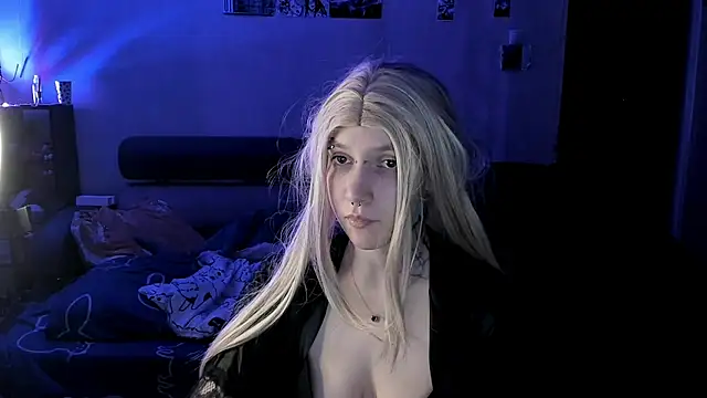 Snapshot of Akira-ivy chatting on 02-27-26, 07:03 Akira-ivy online show from 02-27-26, 07:03