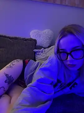 marnemzavar444 online show from 11-30-25, 08:02