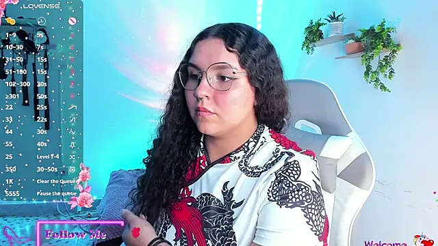 meggan millerr online show from 12-21-25, 01:13